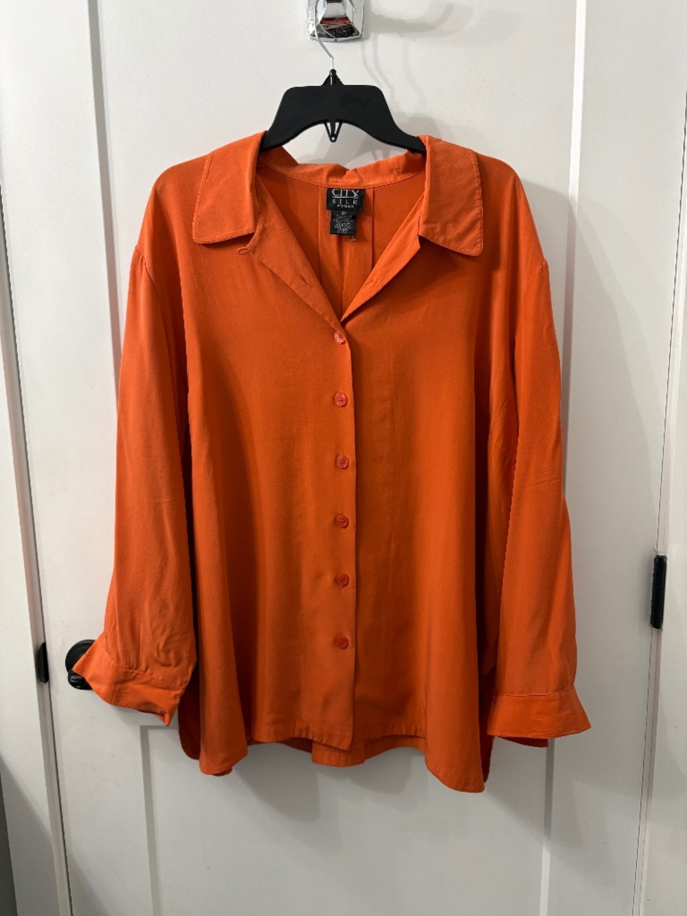 CITY SILK Orange WOMENS BLOUSE 100% SILK size 3 X.